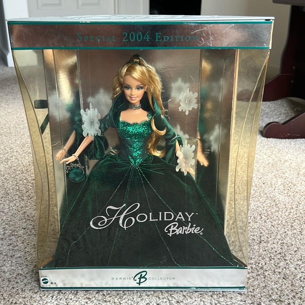 NEW! 2004 Special Edition Holiday Barbie